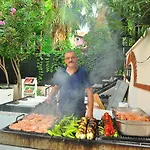 מלון Dynasty 3*