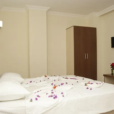 Dynasty Hotel Side