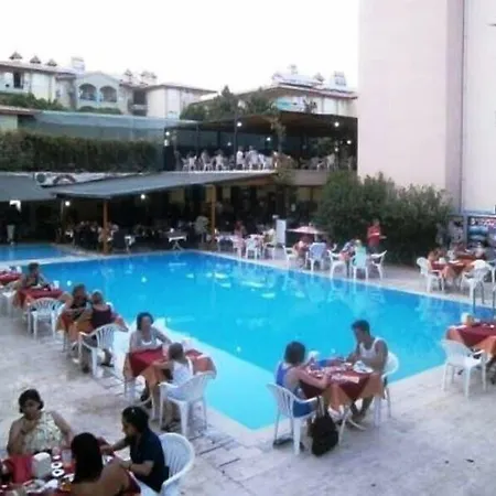 Hotel Dynasty