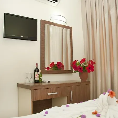 Hotel Dynasty