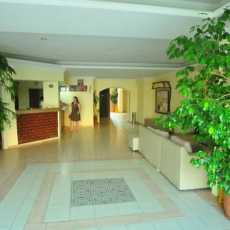Hotel Dynasty