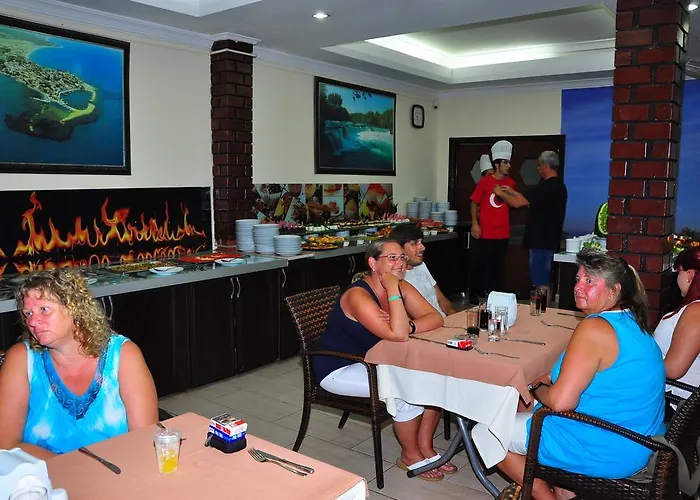 Dynasty ホテル シダ