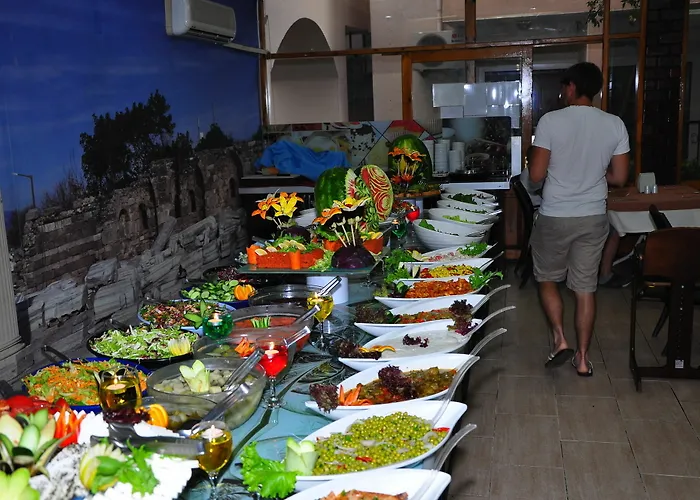 ホテル Dynasty シダ